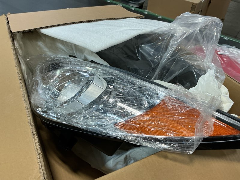 Condition photo showing Good Condition for Headlights Assembly for 2011 2012 2013 2014 Hyundai Sonata (Excludes Hybrid) Halogen Headlamp Replacement Driver &Passenger Side,Chrome Housing Amber Corner