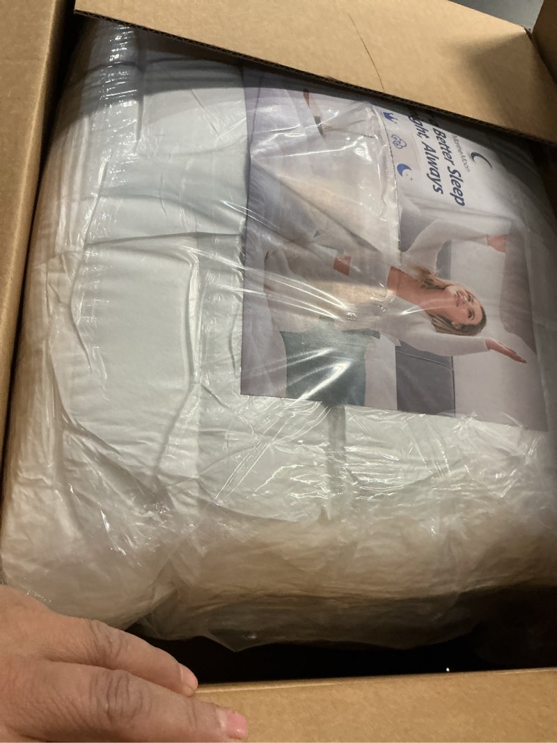 Condition photo showing Good Condition for Marine Moon Mattress Topper Full Cooling Plush Pillow Top Mattress Pad Feather Bed Topper, Extra Thick Hotel Quality Down Alternative Pillow Topper Full for Back Pain, Soft Bed Toppers Full Classic - Square White
