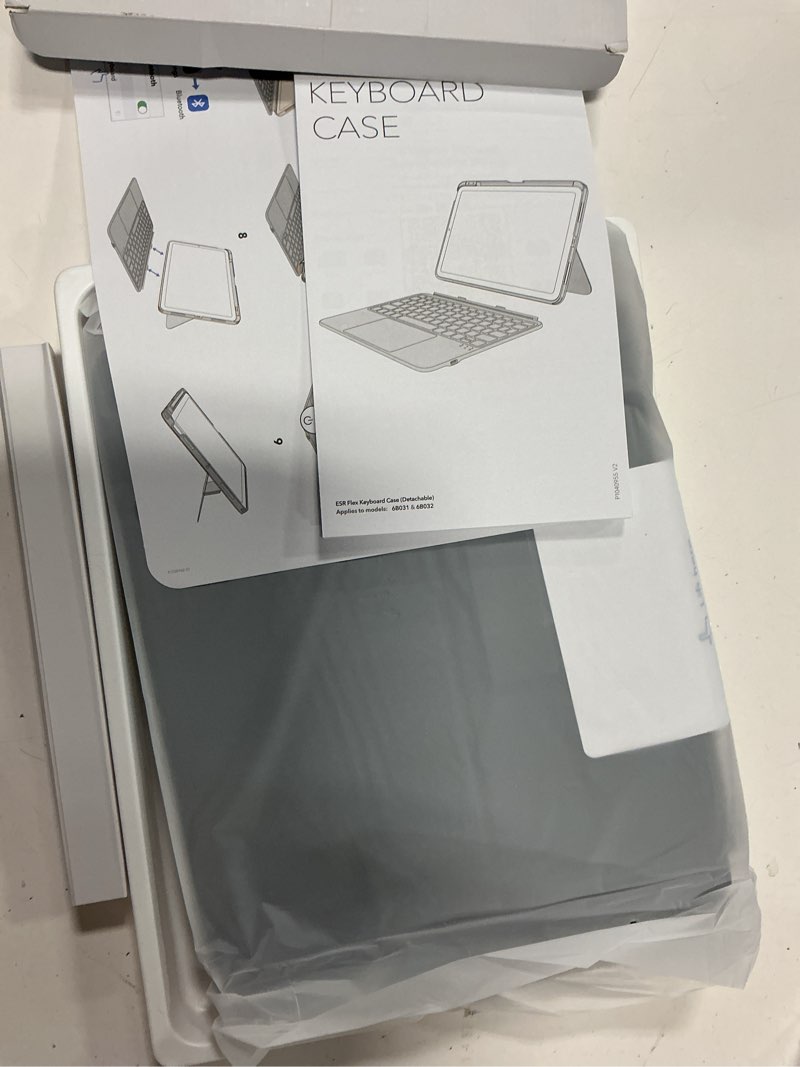 Condition photo showing Good Condition for esr for ipad (a16) 11th/10th gen flex keyboard case, ultra-light magnetic detachable keyboard for ipad 10.9" with writing/viewing modes, larger precision trackpad, dark gray