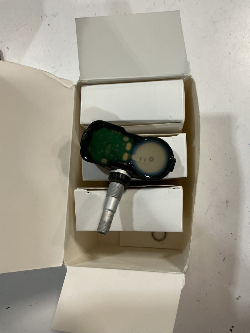 Condition photo showing Good Condition for 4Pcs TPMS Sensor, 315Mhz OE 4260706020 4260730060 Pre-Programmed Tire Pressure Monitoring System Compatible with Toyota/Camry/Corolla RAV4/Highlander/Avalon/Yaris/Land/Cruiser Set of 4