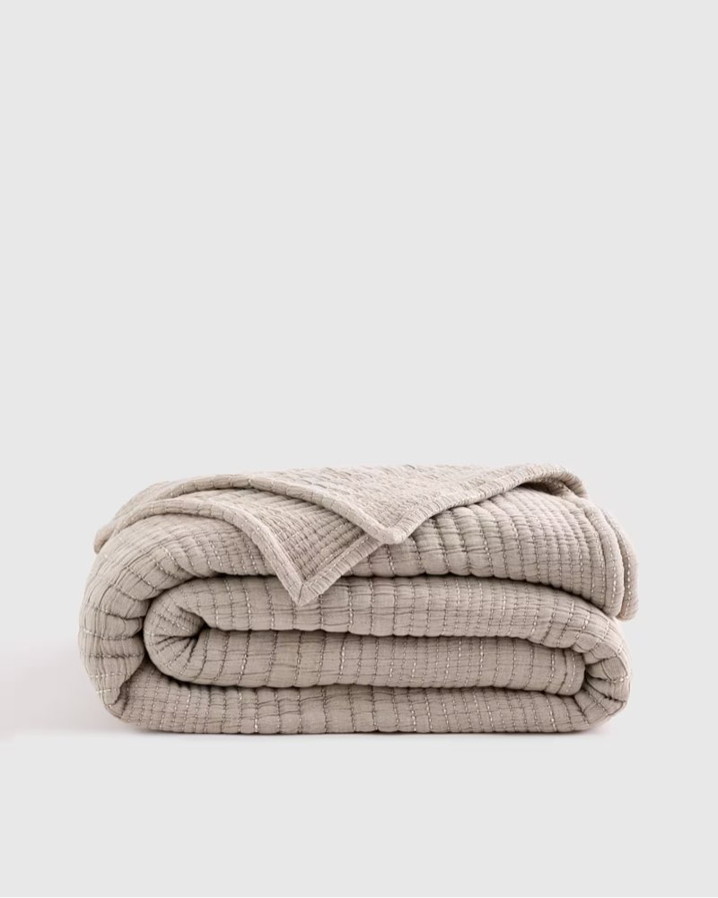 Quince Organic Cotton Channel Stitch Coverlet/Taupe/king