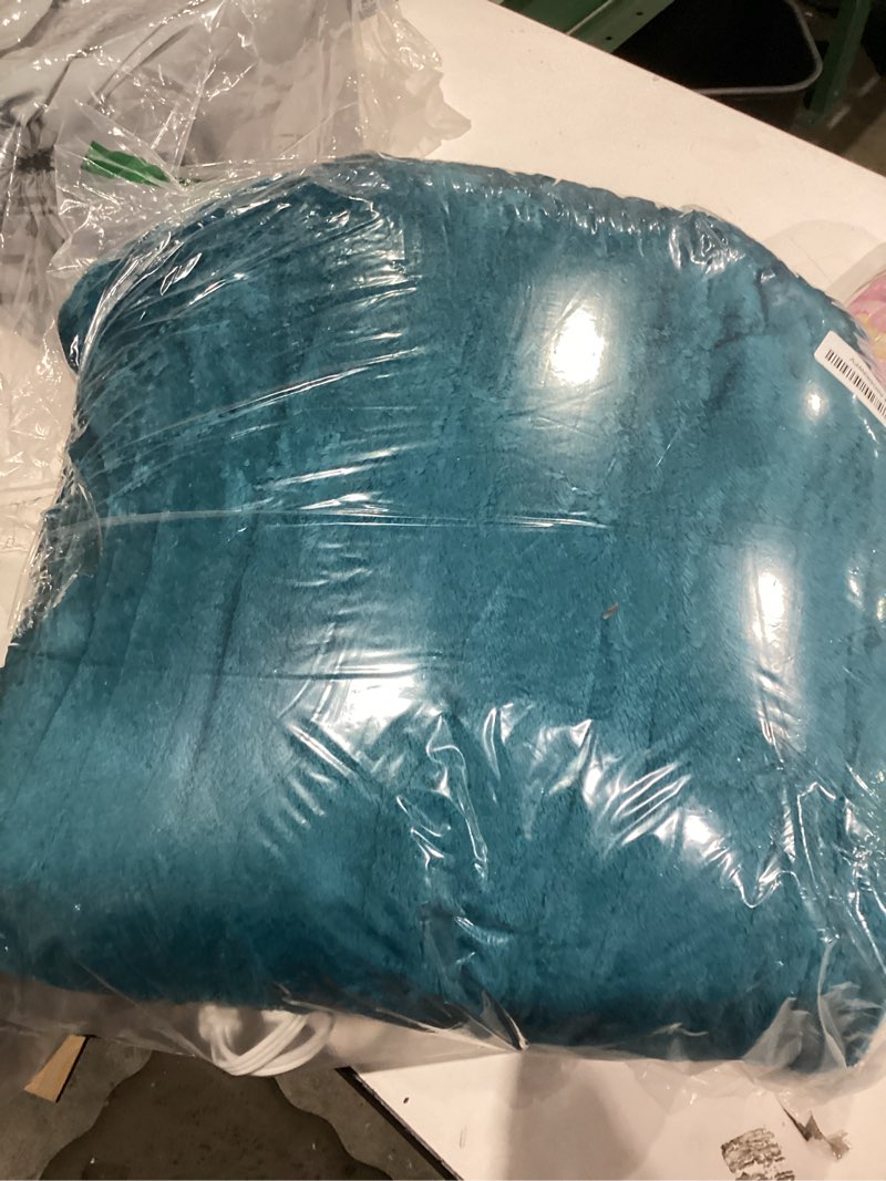 Condition photo showing As Is for Heated Blanket Electric Blanket Full Size 72''x84'' with 9 Heating Levels, 1-10 Hour Auto Shut Off, Machine Washable, Flannel & Sherpa Soft Warming Blanket for Couch, Bed, Office - Dark Green 08 - Dark Green 72''x84''(Full)