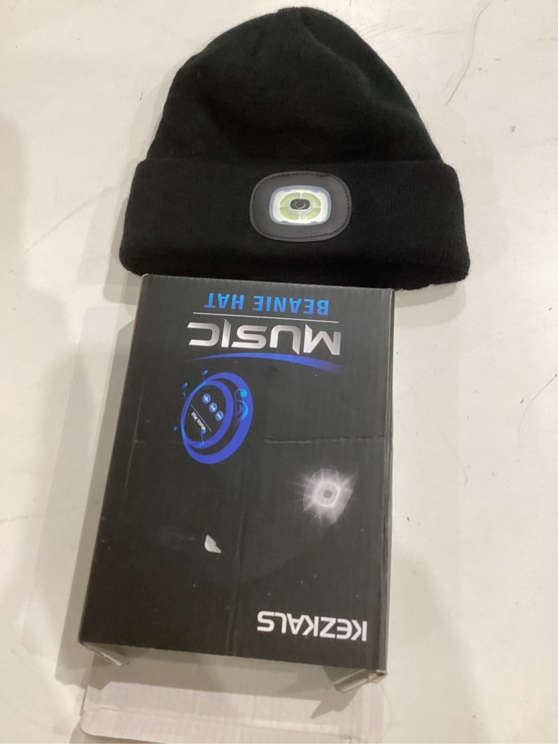 Condition photo showing Good Condition for kezkals gifts for men led bluetooth beanie hat camping hiking accessories, gifts for men who want nothing, cool gadgets anniversary birthday gift for dad husband him boyfriend, cool gadgets black