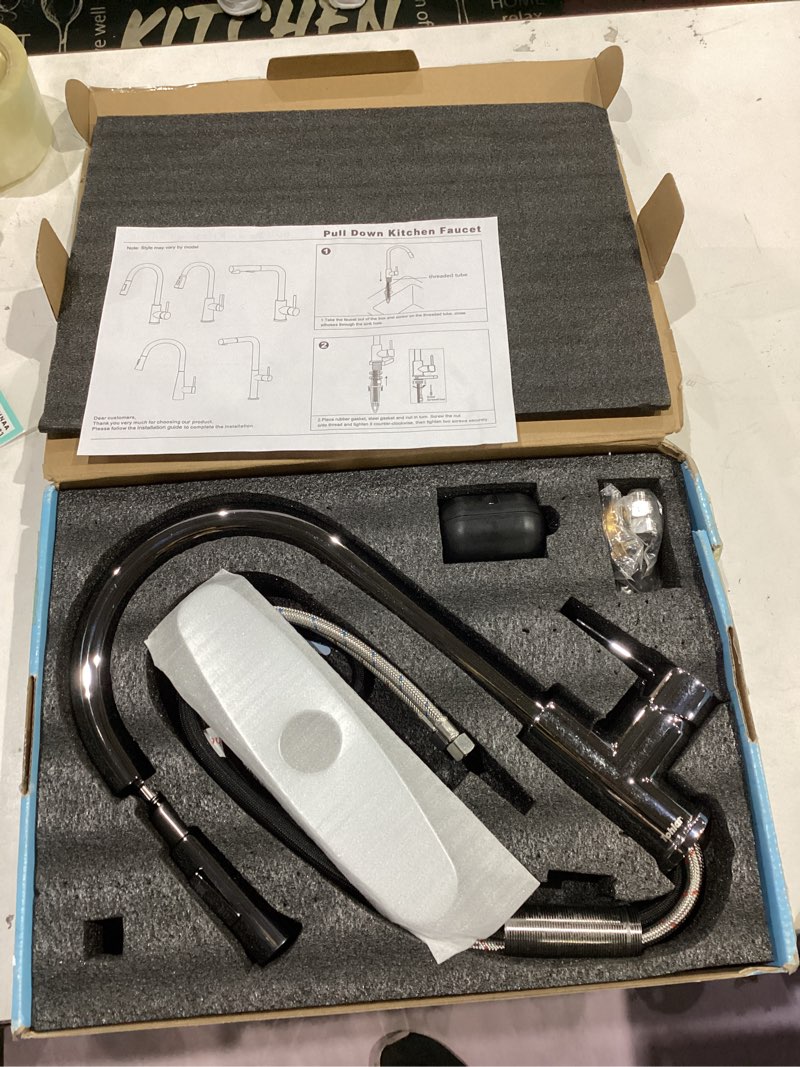 Condition photo showing Good Condition for Tohlar Chrome Kitchen Faucets with Pull Down Sprayer, Single Handle Kitchen Sink Faucet Modern Staninless Steel Kitchen Faucet with Deck Plate Chrome Standard