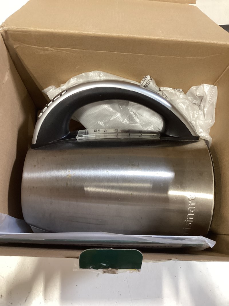 Condition photo showing Good Condition for cuisinart perfectemp 1.7-liter electric kettle, cordless electric tea kettle, 1500w for fast heat-up, 6 preset temperatures, 30-minute keep warm, stay cool nonslip handle, cpk-17p1 stainless steel perfectemp