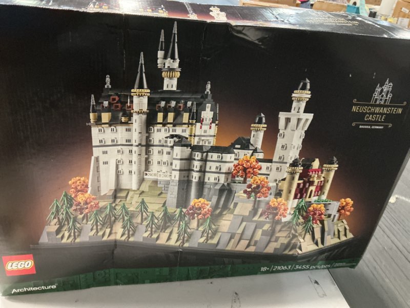 Condition photo showing Good Condition for LEGO Architecture Neuschwanstein Castle Building Set - Collectible Bavarian Castle Model Kit for Arts & Crafts - Building Blocks for Adults, Ages 18+ - Gifts for Men and Women - 21063