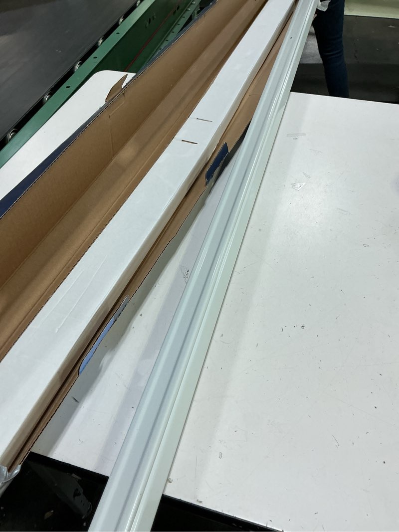 Condition photo showing Good Condition for levolor vertical headrail 66