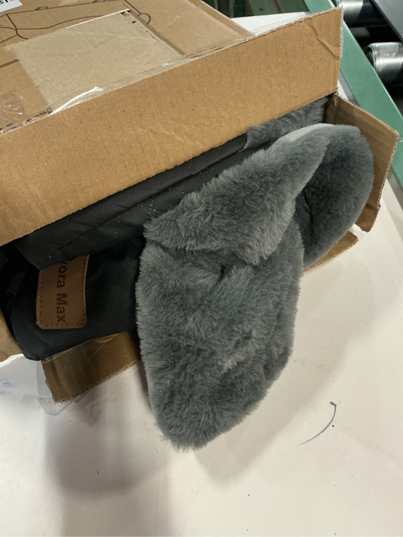 Condition photo showing Good Condition for Portable Small Dog Seat for Car, Luxury Center Console Dog Car Seat Booster with Safety Tethers, Anti-Collapse Pet Travel Carseat for SUV, Truck (Black/Grey) Black/Dark Gery Small