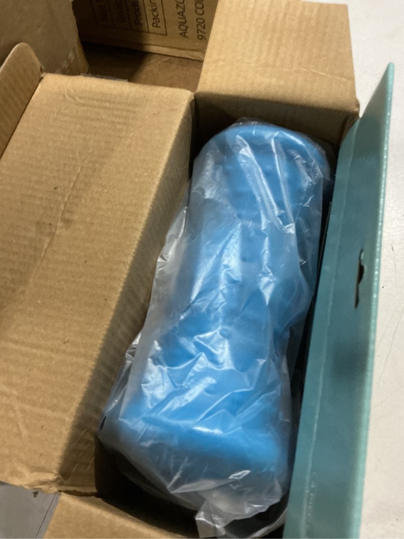 Condition photo showing Good Condition for vive massage ball set (4 piece) - plantar fasciitis relief foot pain hot cold therapy - heel spur, sore muscle, trigger point, back, arm, neck, shoulder, leg circulation roller 4 piece set