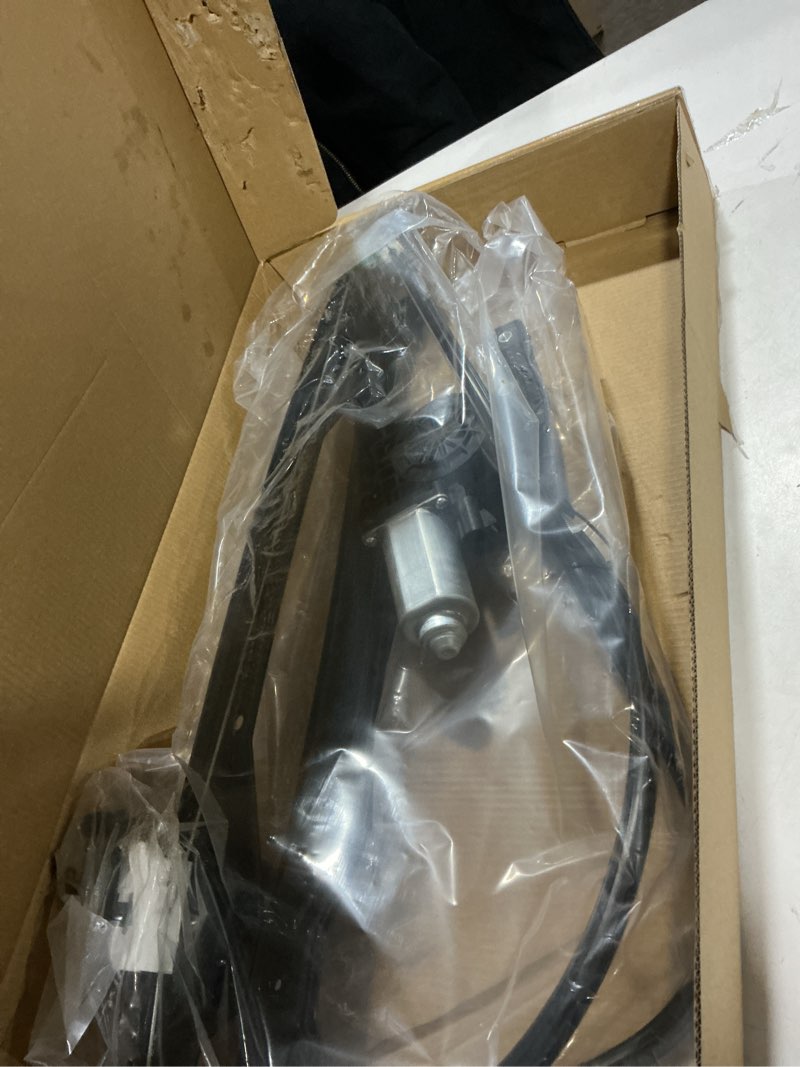 Condition photo showing Good Condition for Power Window Regulator Motor Assembly Front Right For Buick Rainier Chevrolet Trailblazer Gmc Envoy Isuzu Ascender Oldsmobile Bravada Saab 9-7x 741-691