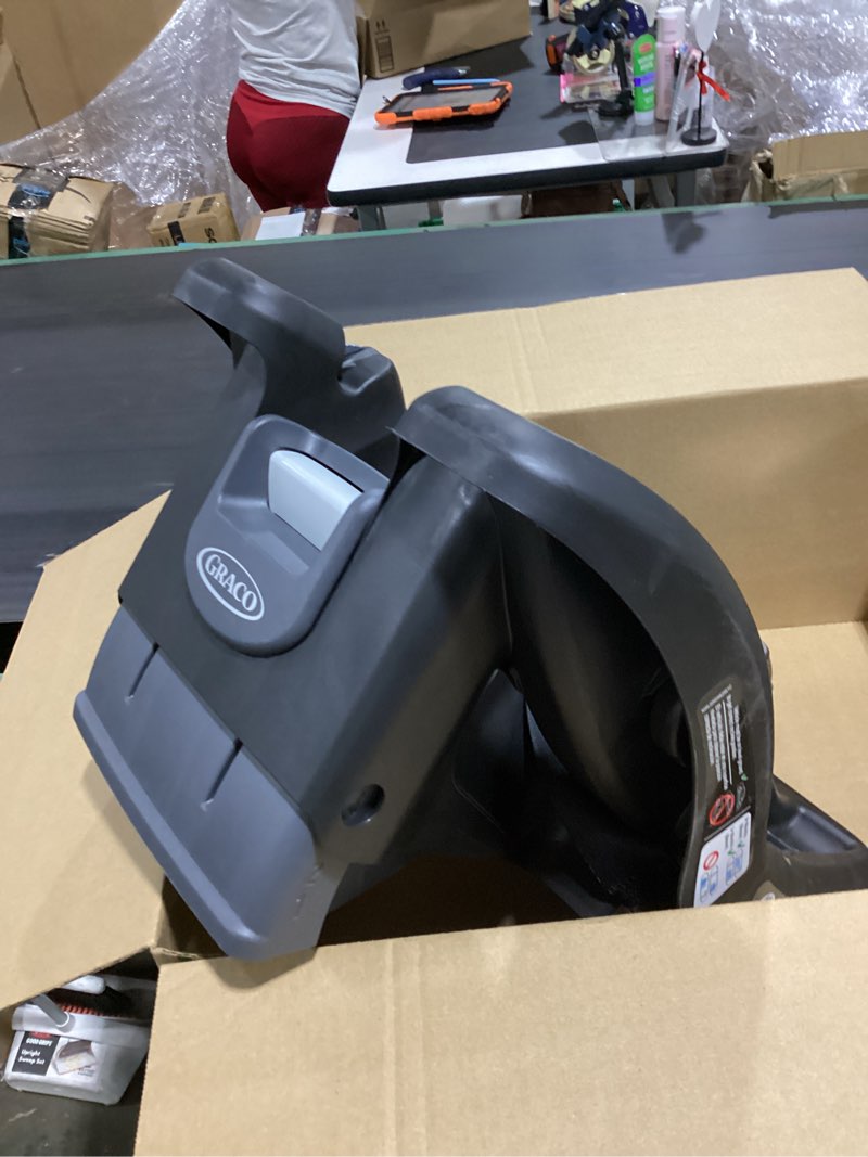 Condition photo showing Good Condition for graco snugride lite infant car seat base, black compatible with click connect car seat