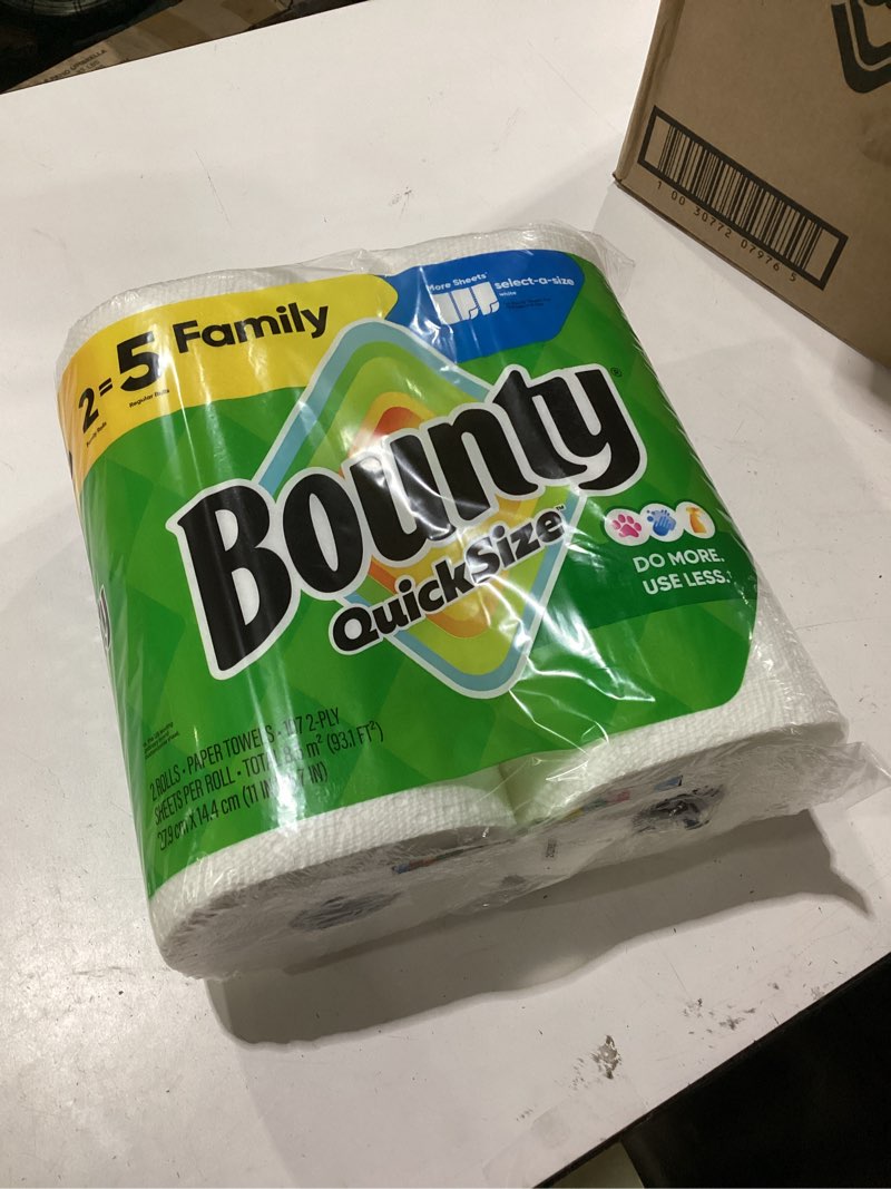 Condition photo showing New/Like New for bounty paper towels quick size, white, 16 family rolls = 40 regular rolls family 16 rolls (107 sheets)