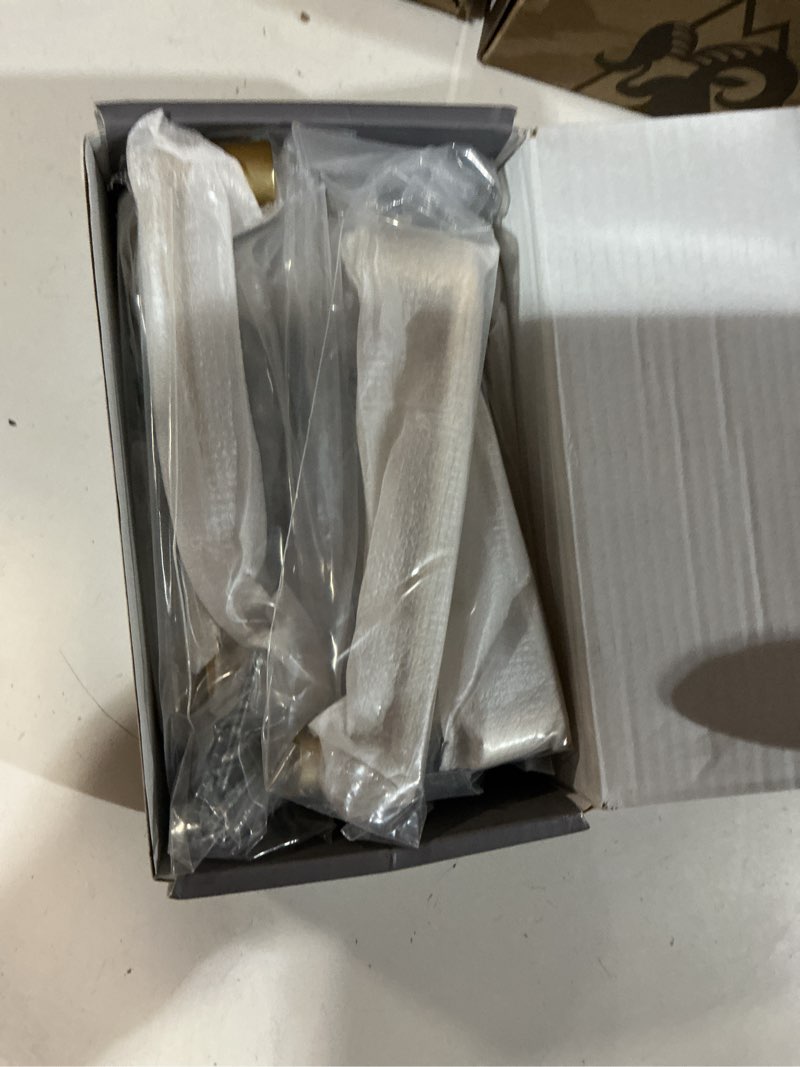 Condition photo showing Good Condition for amerdeco 10 pack zh0005mgp brushed gold 5 inch(128mm) hole centers kitchen cabinet pulls hardware modern kitchen handles for cabinets cupboard handles drawer pulls 5" hole center 10 pack brushed gold