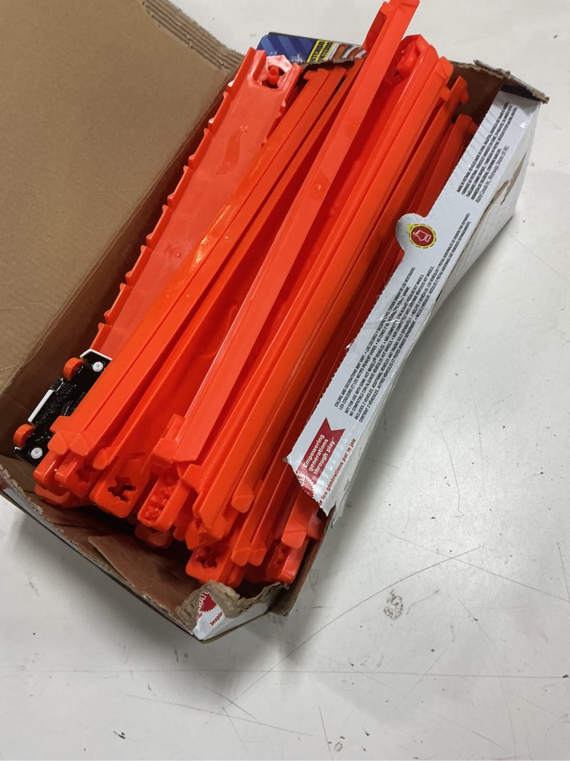 Condition photo showing Good Condition for Hot Wheels Toy Car Track Set, Track Creator Deluxe Pack & 2 1:64 Scale Die-Cast Vehicles, 25 Feet of Different Length Speed Snap Track & Connectors (Amazon Exclusive)