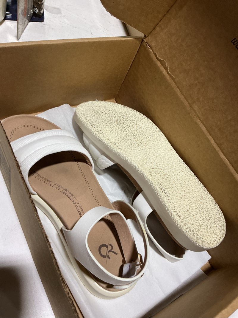 Condition photo showing As Is for ortorex women's arch support orthopedic walking sandals - comfortable sandals 8.5 white
