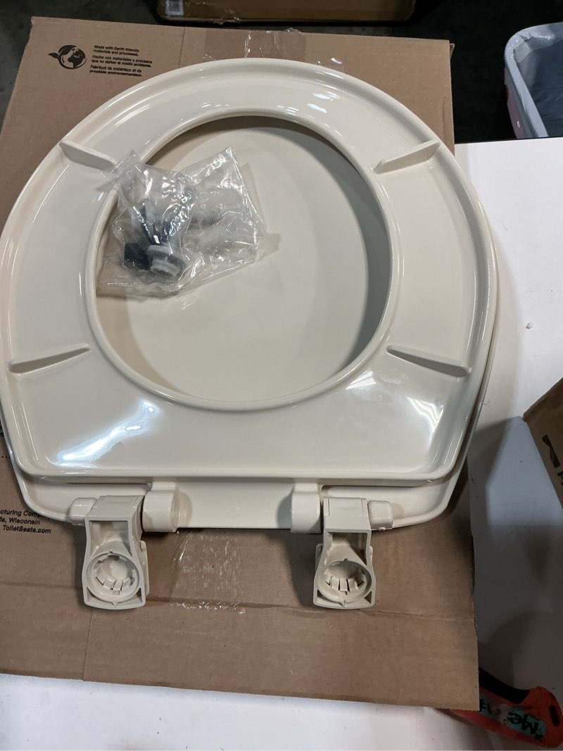 Condition photo showing New/Like New for BEMIS 730SLEC 006 Toilet Seat will Slow Close and