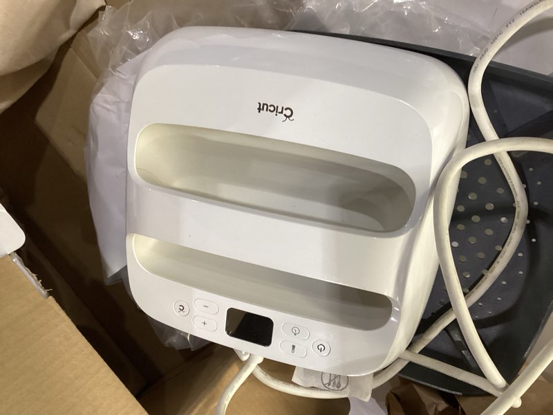 Condition photo showing As Is for Cricut - EasyPress 3 12" x 10" - Zen Blue