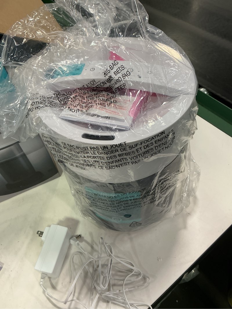 Condition photo showing Good Condition for Homedics beathe untrasonic humidifier