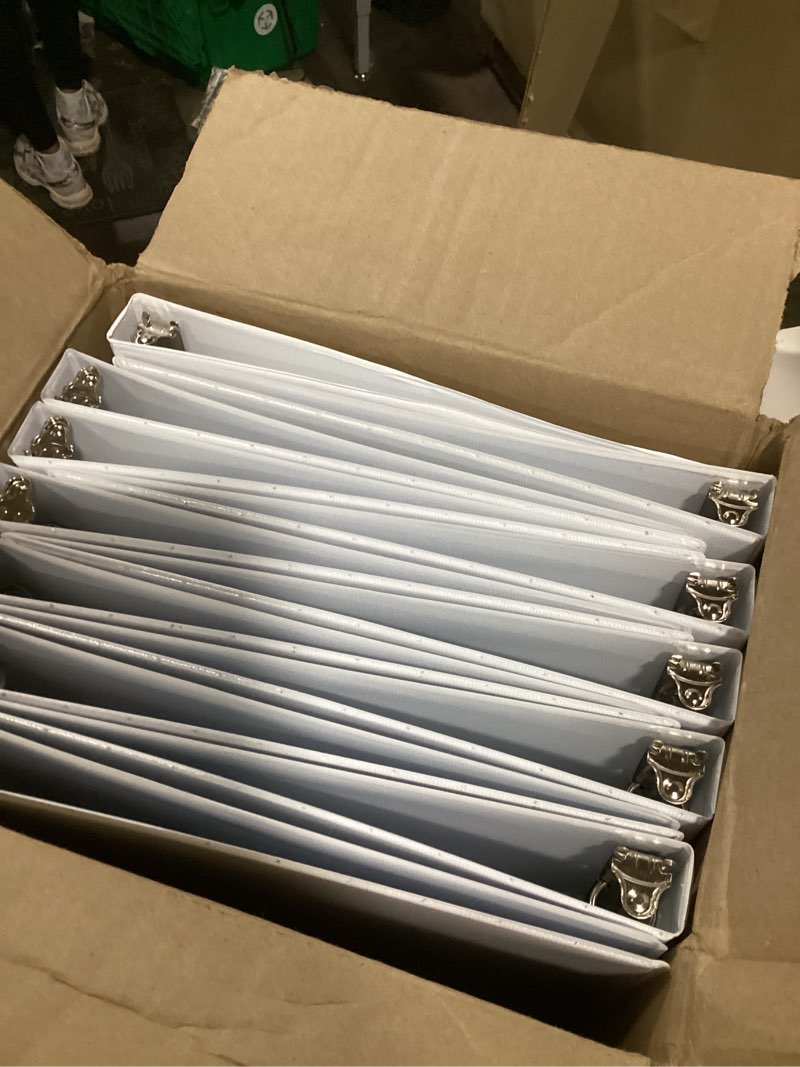 Condition photo showing Good Condition for office essentials economy view 3 ring binders, 0.5" round rings, 0.7" spine, 100-sheet capacity, white binders (12-pack of 03422)