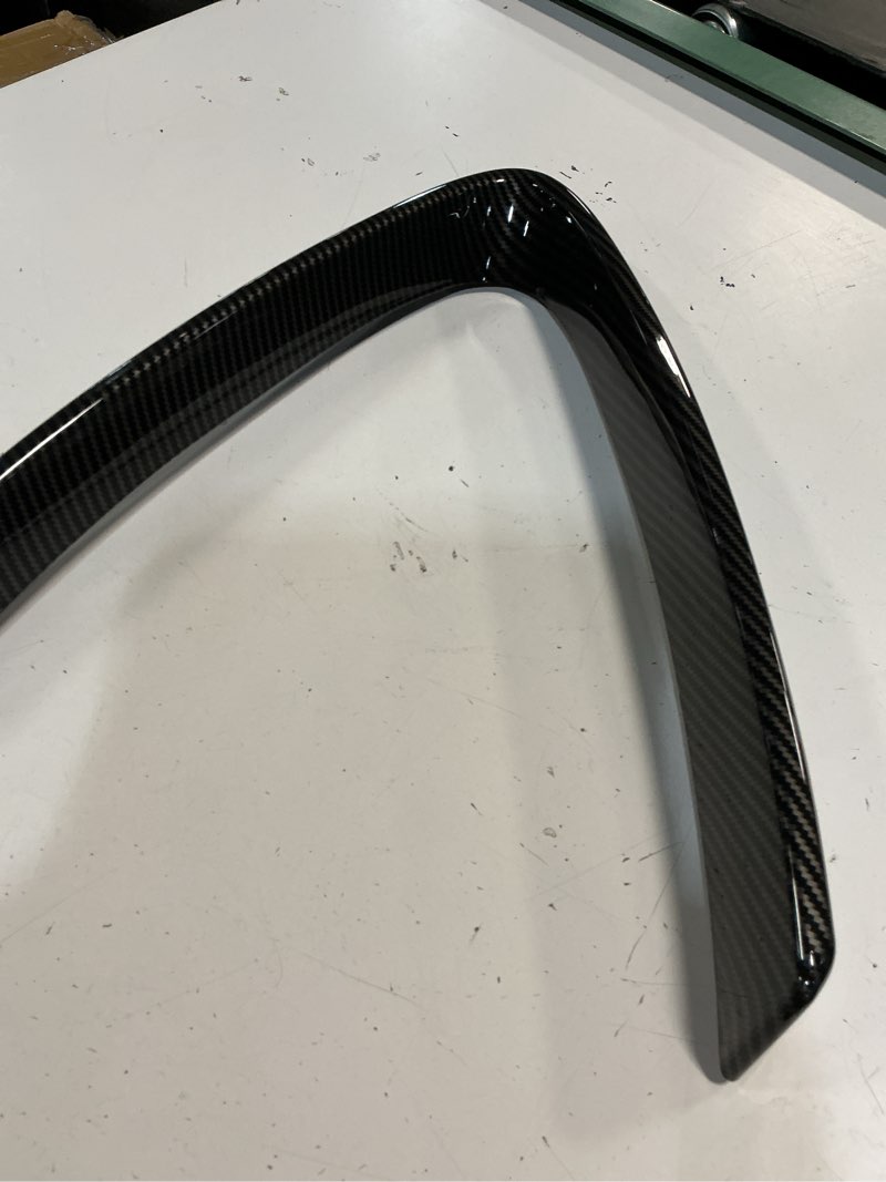 Condition photo showing Good Condition for yiwang 100% real carbon fiber front grill decoration frame trim for alfa romeo stelvio 2017 2018 2019 auto accessories(not applicable for stelvio quadrifoglio) (style 2)