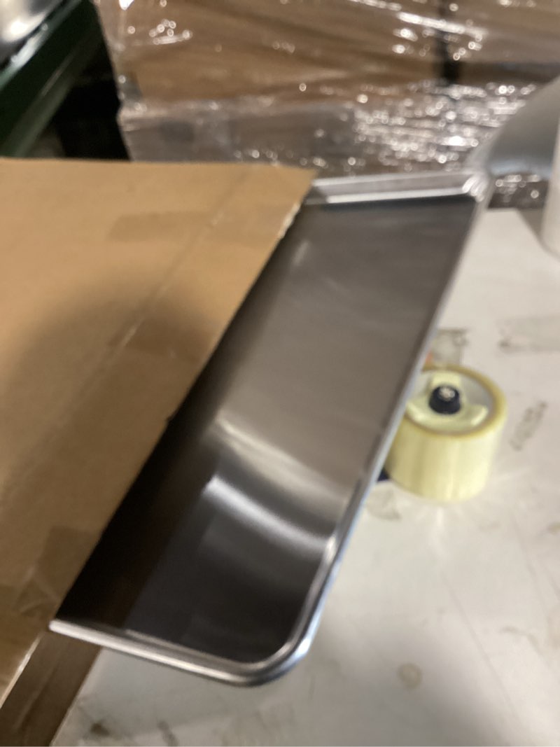 Condition photo showing Good Condition for winco commercial-grade aluminum sheet pan, 16 gauge, full size