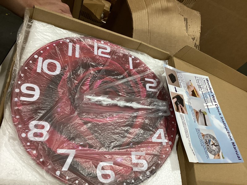 Condition photo showing Good Condition for chgcraft red rose pattern wall clock 12 inch non-ticking clocks round wall hanging clock battery operated for bedroom living room kitchen office
