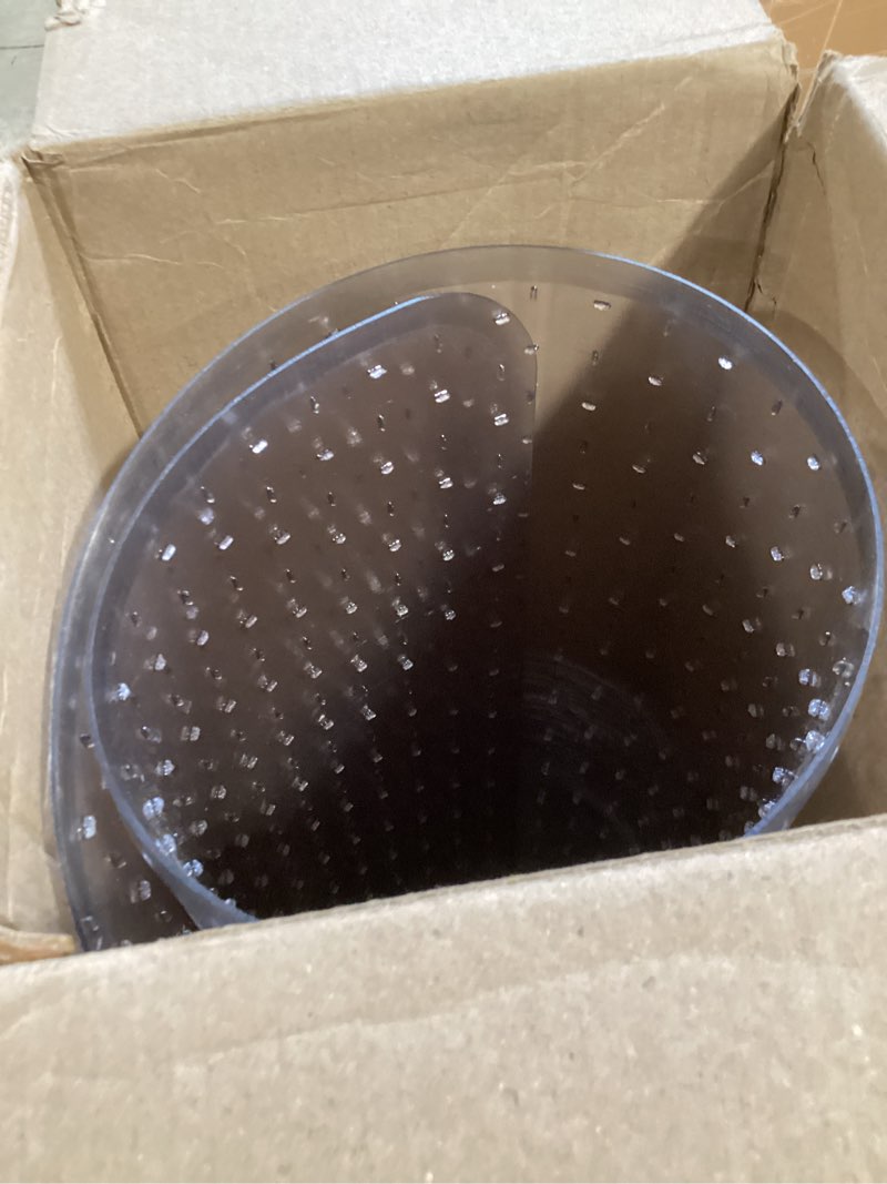 Condition photo showing Good Condition for es robbins everlife 36-inch by 48-inch multitask series hard floor with lip vinyl chair mat, clear, model: 132033