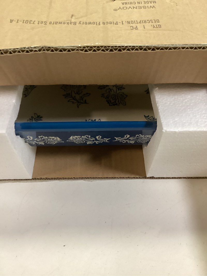 Condition photo showing Good Condition for Wisenvoy Casserole Dish Baking Dish Ceramic Lasagna Pan Bakeware Sets Baking Dishes 13x9 Baking Dish Baking Dish Set Blue