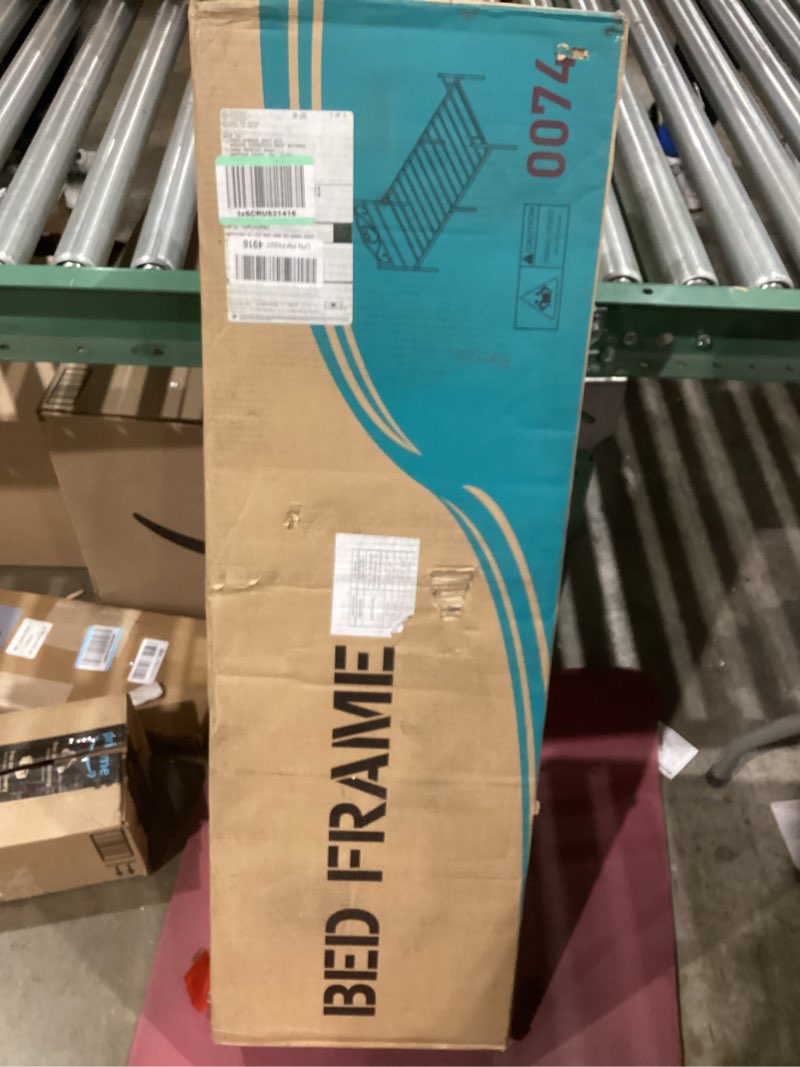 Condition photo showing Good Condition for VECELO Twin Size Daybed Frame Metal Platform/Mattress Foundation with headboard Footboard/Steel Slat Support/No Box Spring Needed/Easy Assembly