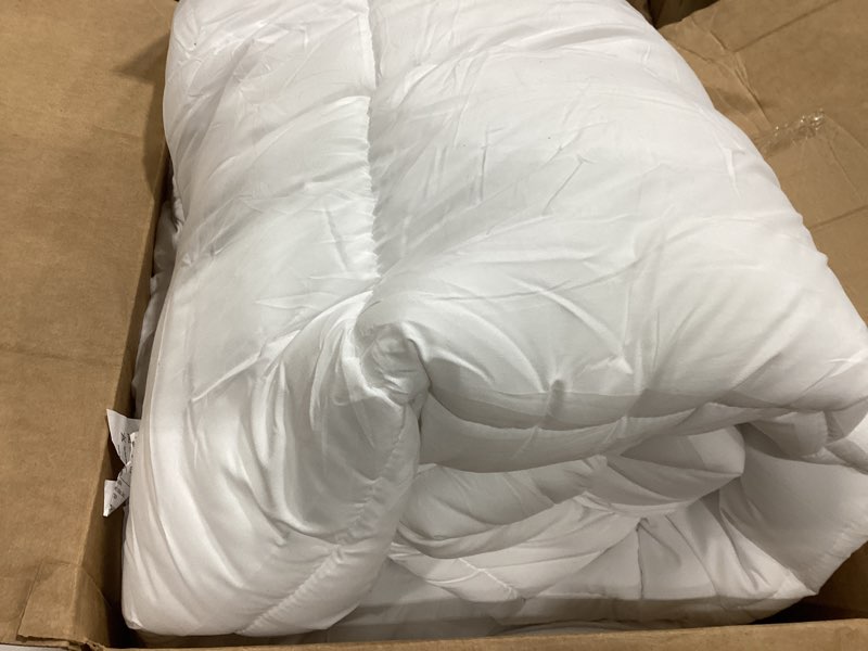 Condition photo showing Good Condition for elemuse king mattress topper for back pain, extra thick mattress pad cover, plush soft pillowtop with elastic deep pocket, overfilled down alternative filling white king