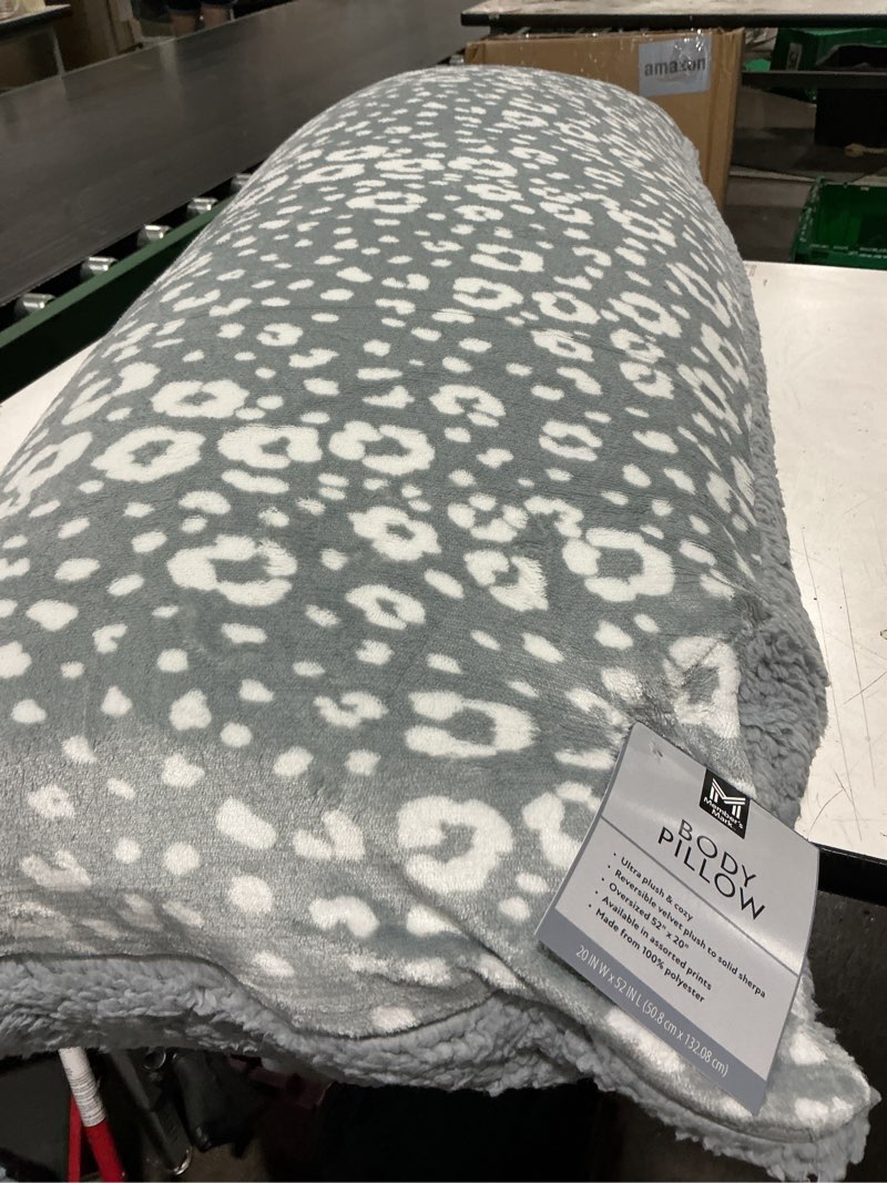 Condition photo showing Good Condition for member's mark  body pillow, 20"x54"
