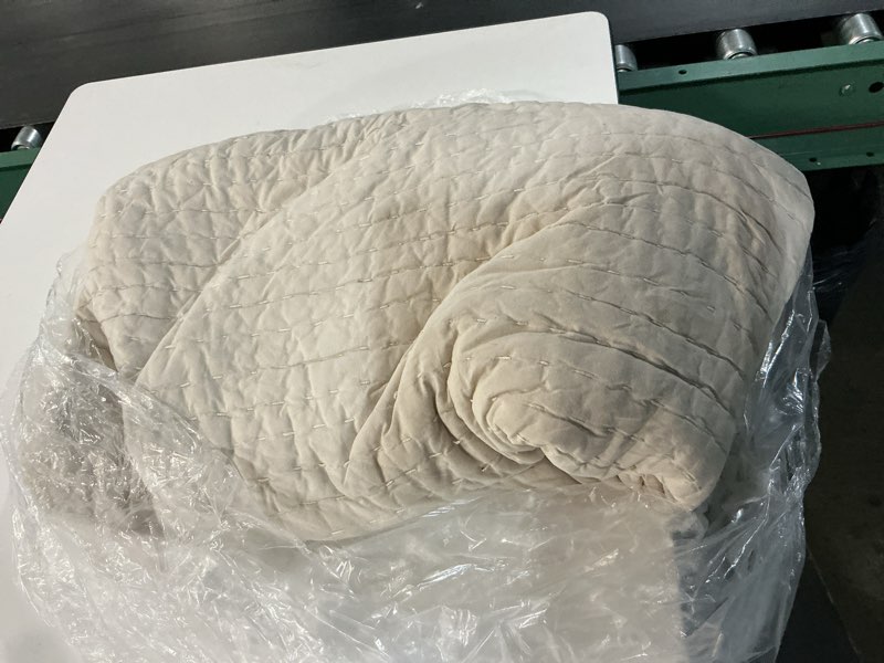 Condition photo showing As Is for european linen cotton stitch quilt, twin, natural