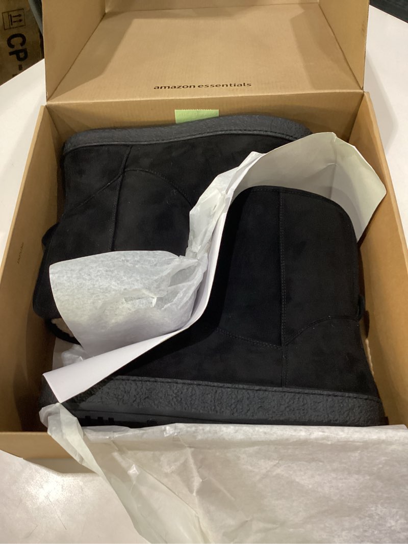 Condition photo showing New/Like New for Amazon Essentials Women's Shearling Boot