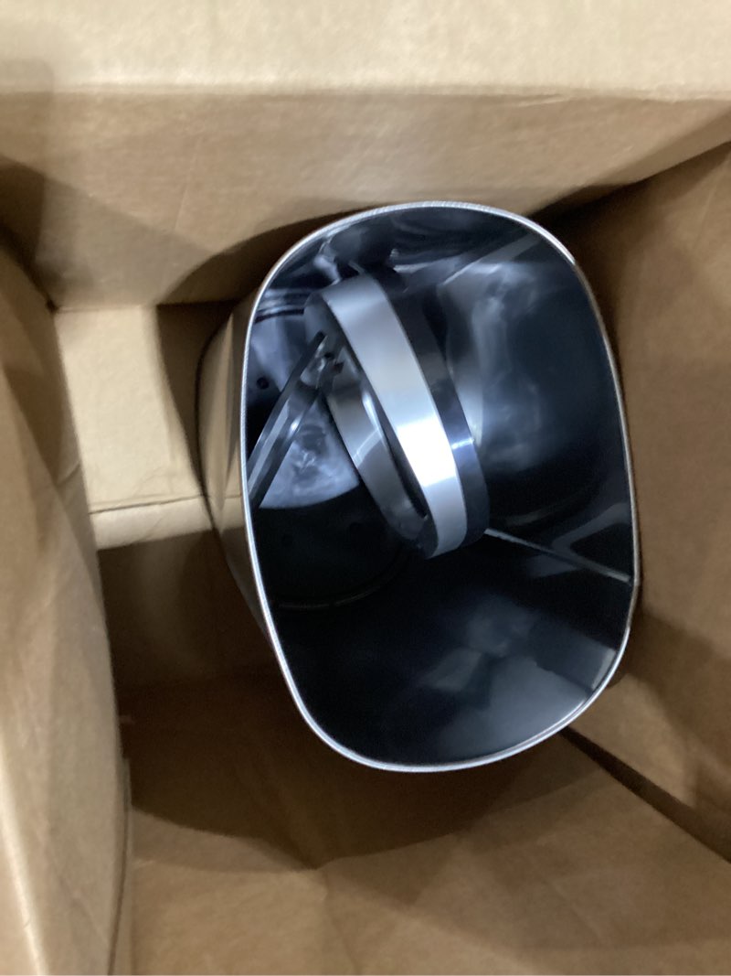 trash bin