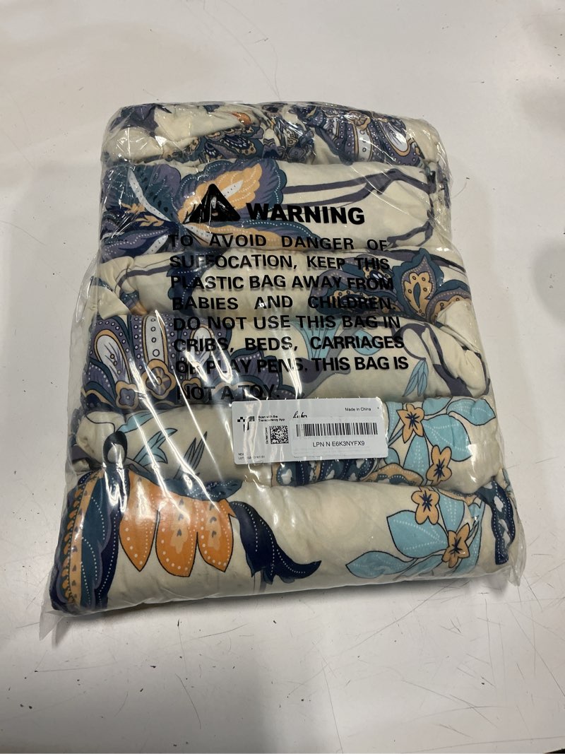 https://lotting-media.assets.bidfta.com/lotting_82a059c6-ec7a-40de-b328-801c3d7c1aa7