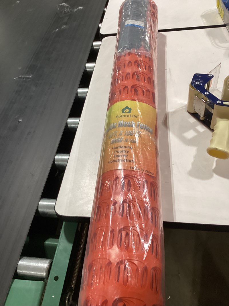 Condition photo showing Good Condition for potatolife plastic mesh fence safety fence, 4'x100' roll with 100 zip ties, resuable temporary netting for garden fencing, construction, snow fencing, animal barrier, poultry, deer, patio, orange 10.71 lb/roll orange