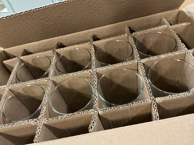 Condition photo showing Good Condition for libbey polaris 16-piece tumbler and rocks glass set  axis