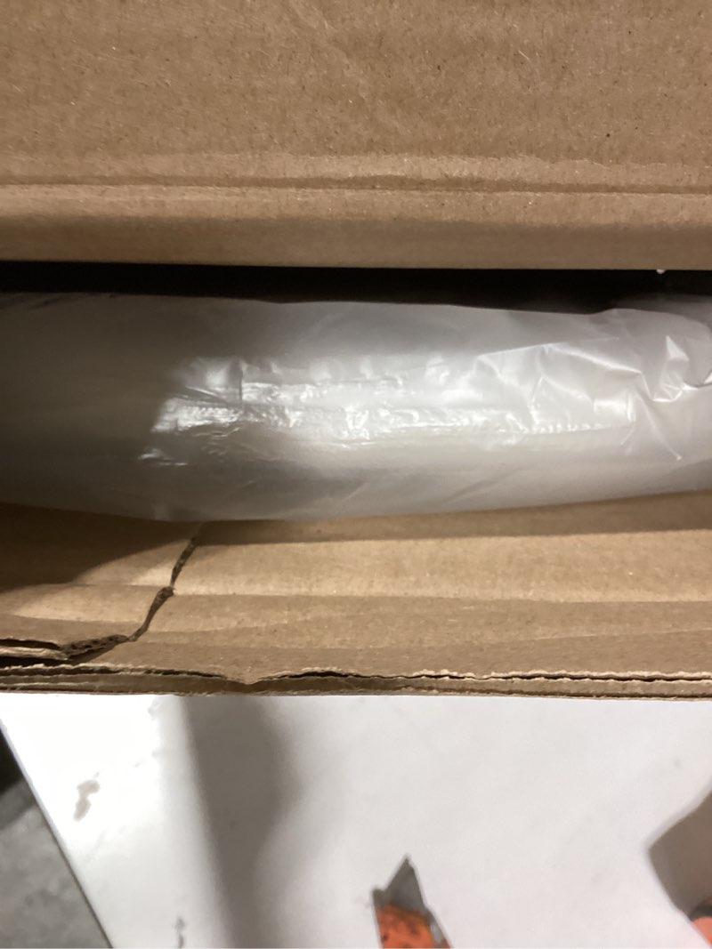 Condition photo showing New/Like New for bemis 730slec slow close toilet seat, easy clean hinges and durable plastic seat, made in usa, round, white round slow close