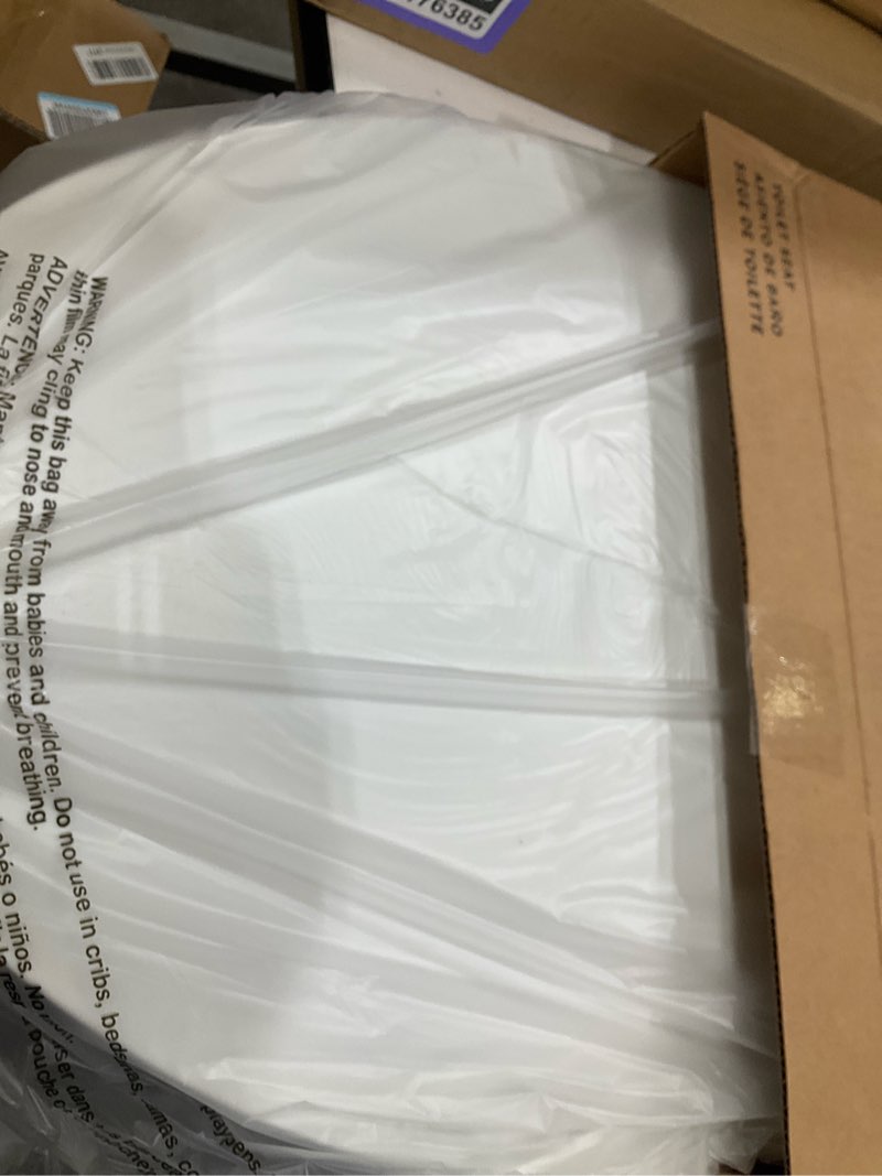 Condition photo showing New/Like New for mayfair universal size slow close toilet seat, durable plastic, fits round & elongated toilets, white one size fits all 1 seat