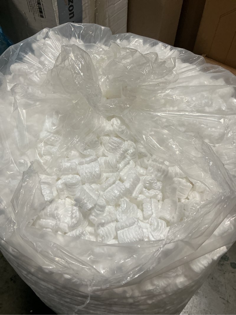 Condition photo showing As Is for uoffice packing peanuts industrial packaging void fill