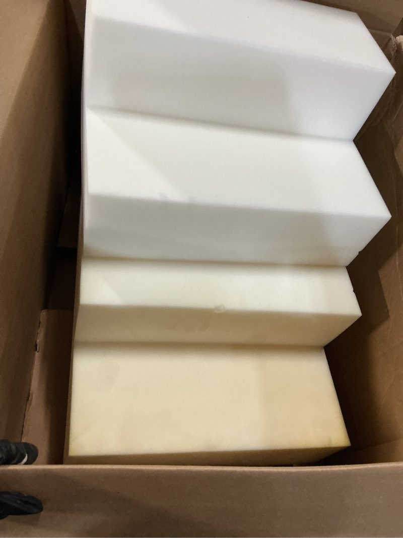 Condition photo showing As Is for high density pet ladders pet ladders pet ladders balanced high density pet ladders white 4 steps (it doesn’t include the cover, it’s just the rubber)