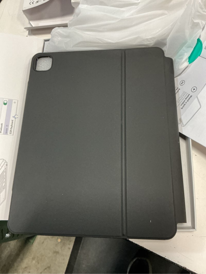 Condition photo showing Good Condition for ESR iPad Pro 13 Inch Case with Keyboard (M5/M4, 2025/2024), iPad Pro 13 Keyboard Case with Easy-Set Magnetic Stand, Portrait/Raised Modes for iPad Pro 13, Removable, Rebound 360 Series, Black iPad Pro 13 2024 Black