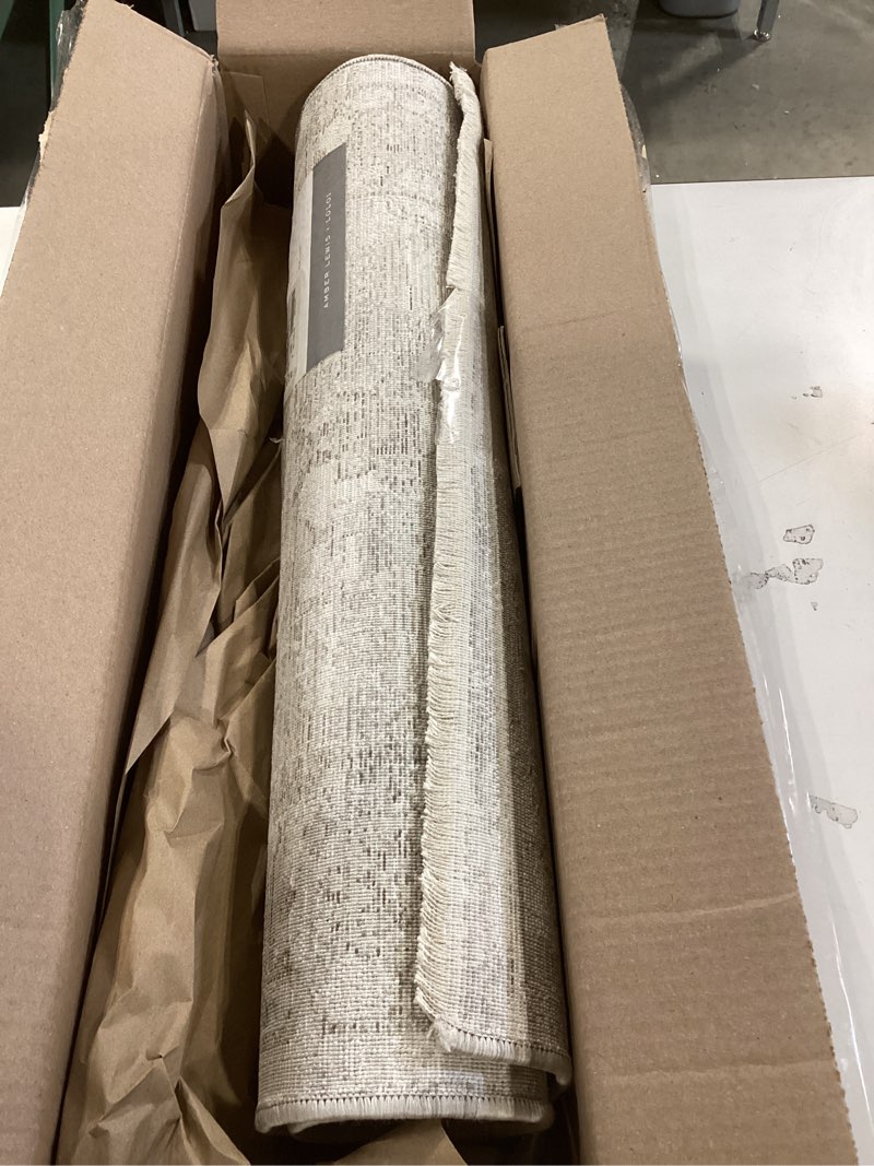 Condition photo showing Good Condition for Loloi Amber Lewis Honora Collection HON-06 Grey/Taupe 2'-0" x 3'-4" Accent Rug Grey / Taupe 2' x 3'4" (Rectangular)