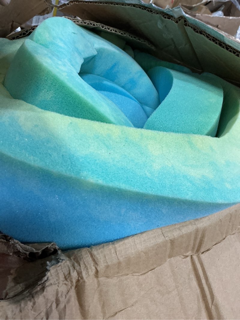 Condition photo showing Good Condition for iululu king size mattress topper, 4 inch gel memory foam topper, plush comfort & pressure relief, certipur-us certified king 4 inch-standard gel