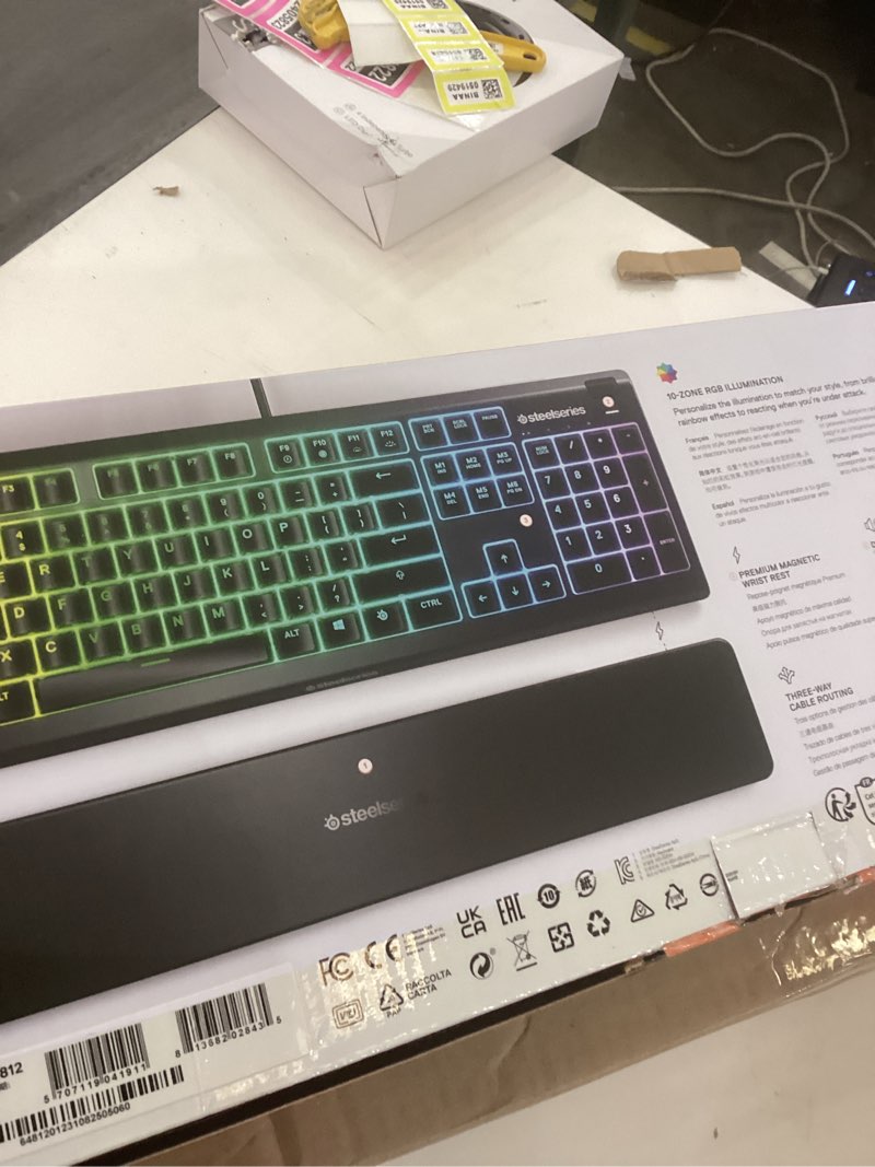 SteelSeries Apex 3 RGB Gaming Keyboard Ip32 Water Resistant New Open Box