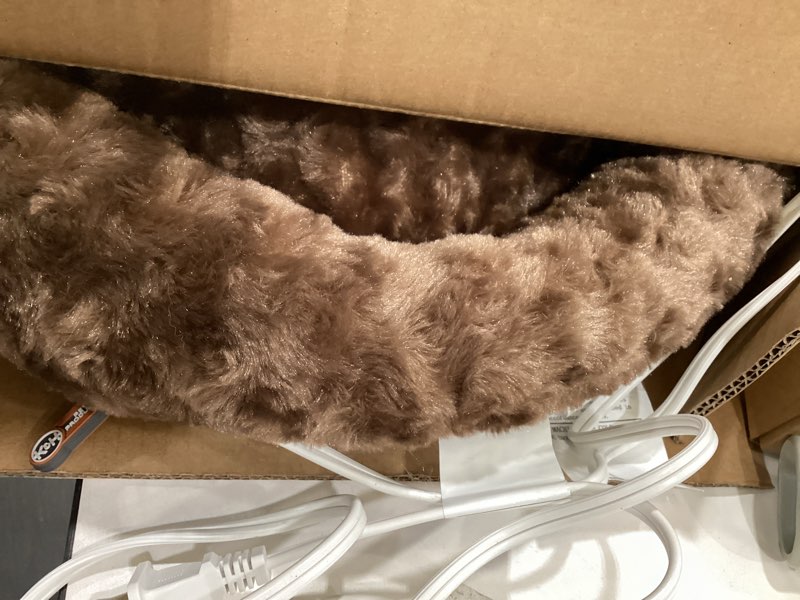 Condition photo showing Good Condition for k&h pet products bolster heated cat bed for indoor cats, thermo-kitty fashion splash orthopedic foam heated pet bed for cats or dogs, waterproof pet heater, safety listed small 18in round mocha small 18 inches round mocha splash