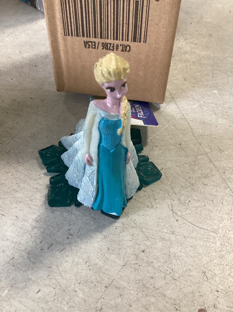 Condition photo showing New/Like New for Frozen Elsa Aquarium Ornament