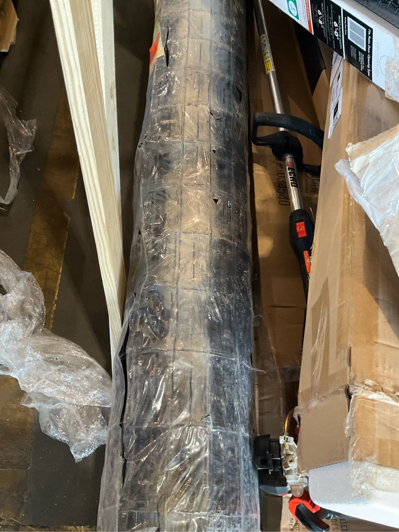 Condition photo showing Good Condition for wire mesh