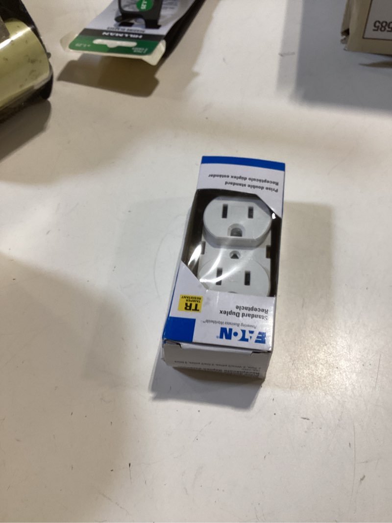 Condition photo showing Good Condition for eaton 15-amp 125-volt tamper resistant residential duplex outlet, white