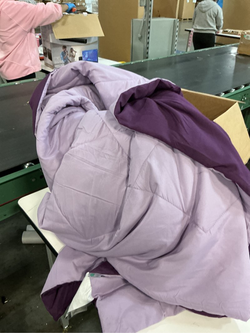 Condition photo showing As Is for Exclusivo Mezcla Lightweight Reversible Queen Size Comforter Set, Down Alternative Comforter with 2 Pillow Sham, twin Size Bedding Set for All Seasons, Deep Purple/Lilac Deep Purple/ Lilac twin 